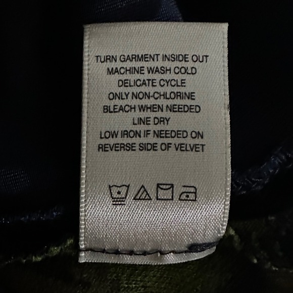 John Mark Velvet Embroidered Tunic Top NWT Floral Sleeve‎ Sz 2X Mix Media Ruched - Picture 9 of 12